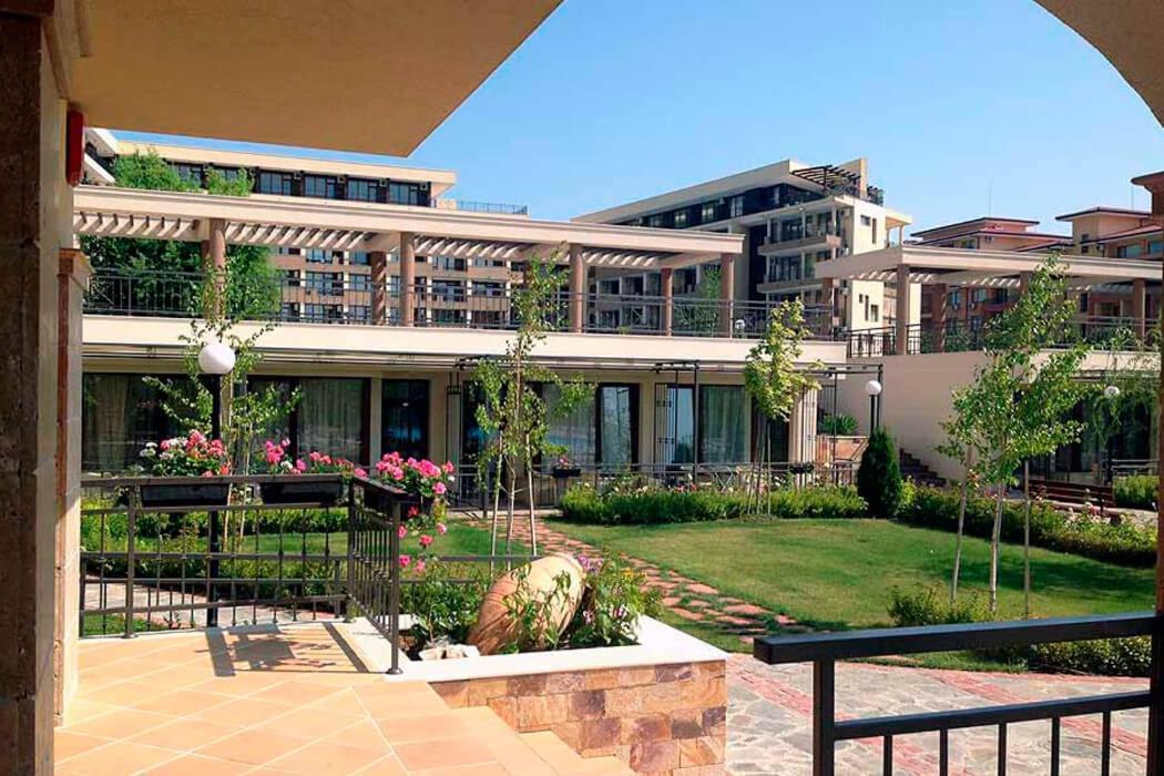 Patrick'S Apartments - Sorrento Sole Mare, Sveti Vlas Exterior photo